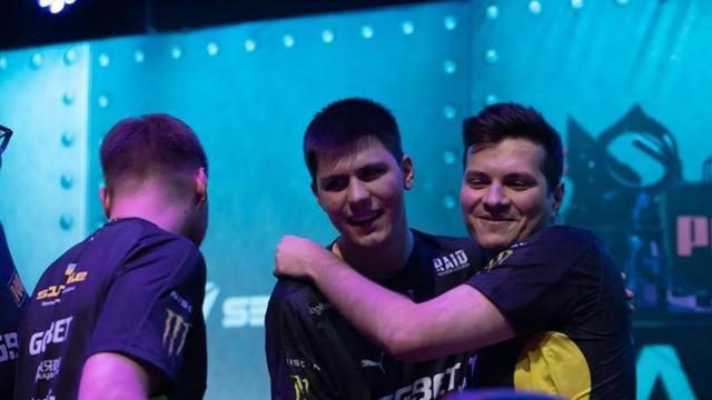 内线立即 内线立即