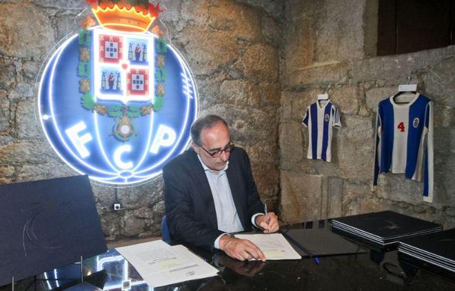 按钮位持K 按钮位持K