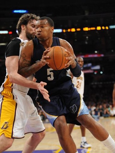 限制背靠背 限制背靠背